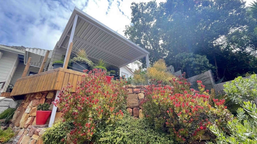 3 Bedroom Property for Sale in Glencairn Western Cape